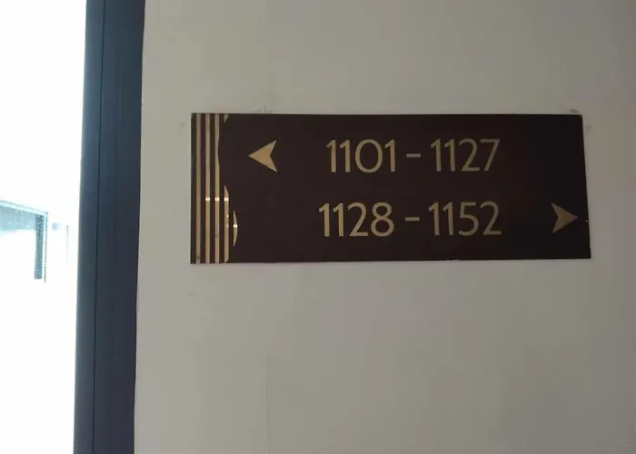 Apartment 1 Br- With Balcony -shore 2 Tw2 - Pasay Moa Manila