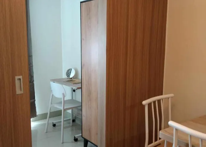 1 Br- With Balcony -shore 2 Tw2 - Pasay Moa * Manila