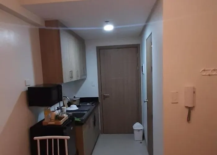 1 Br- With Balcony -shore 2 Tw2 - Pasay Moa *